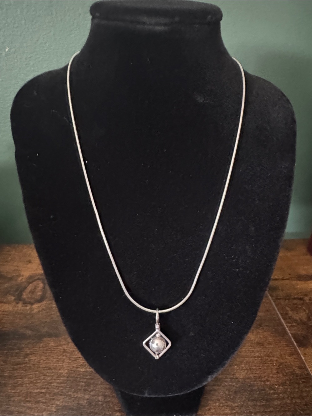 Vintage Italian stamped MBS 925 Kinetic Orb Necklace  8 inches